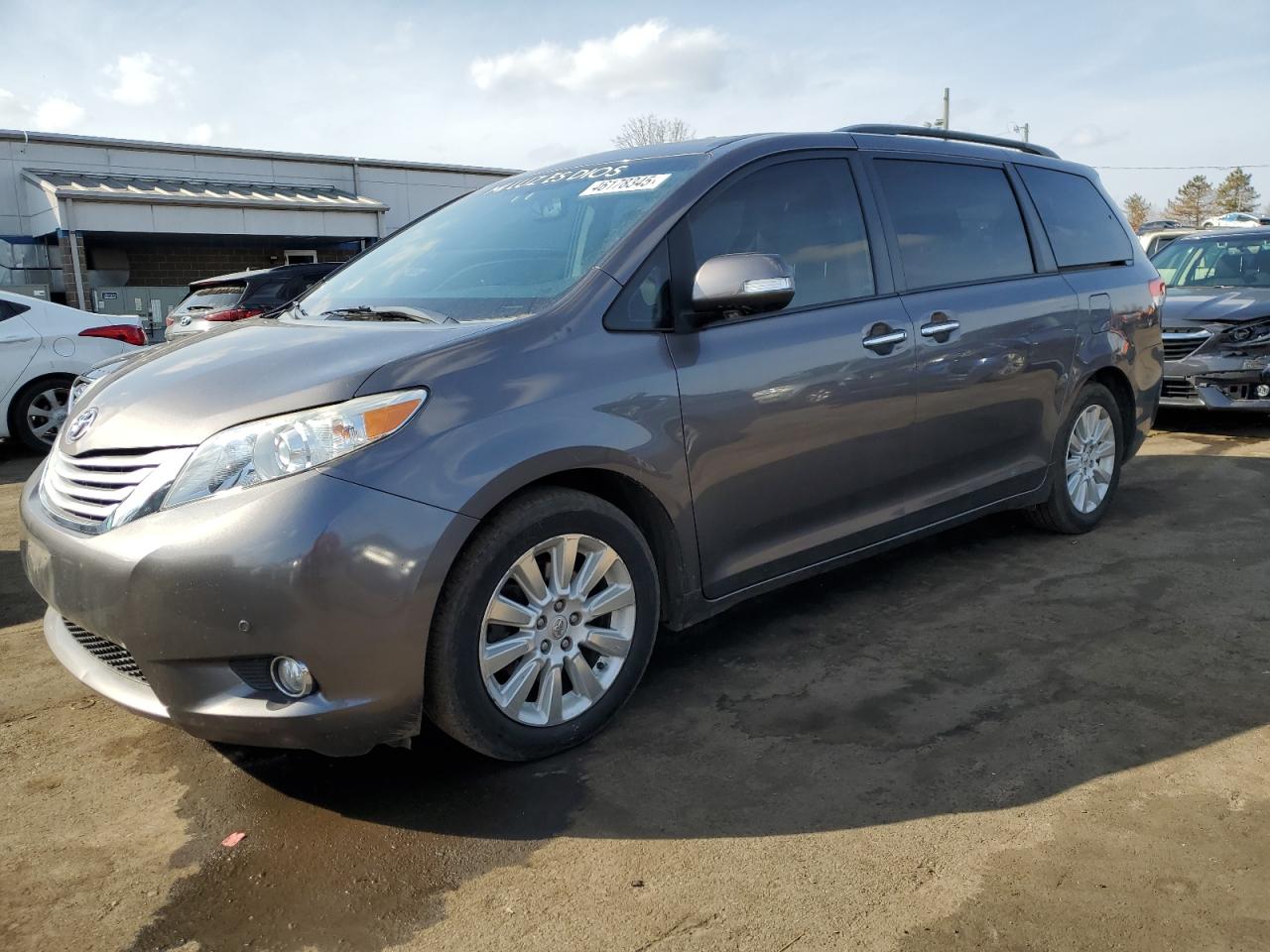 2013 Toyota Sienna - Image 1