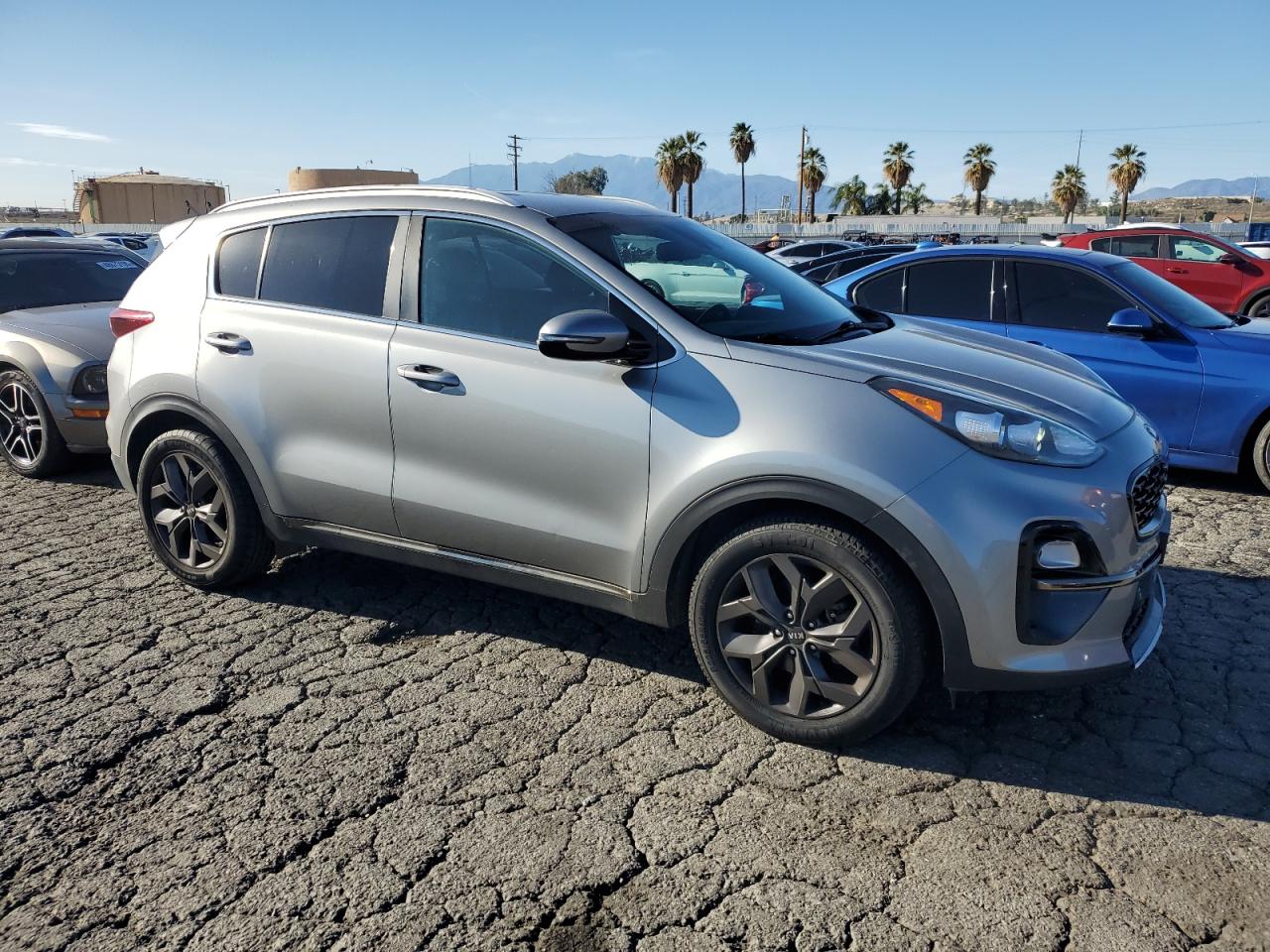 2020 Kia Sportage - Image 4