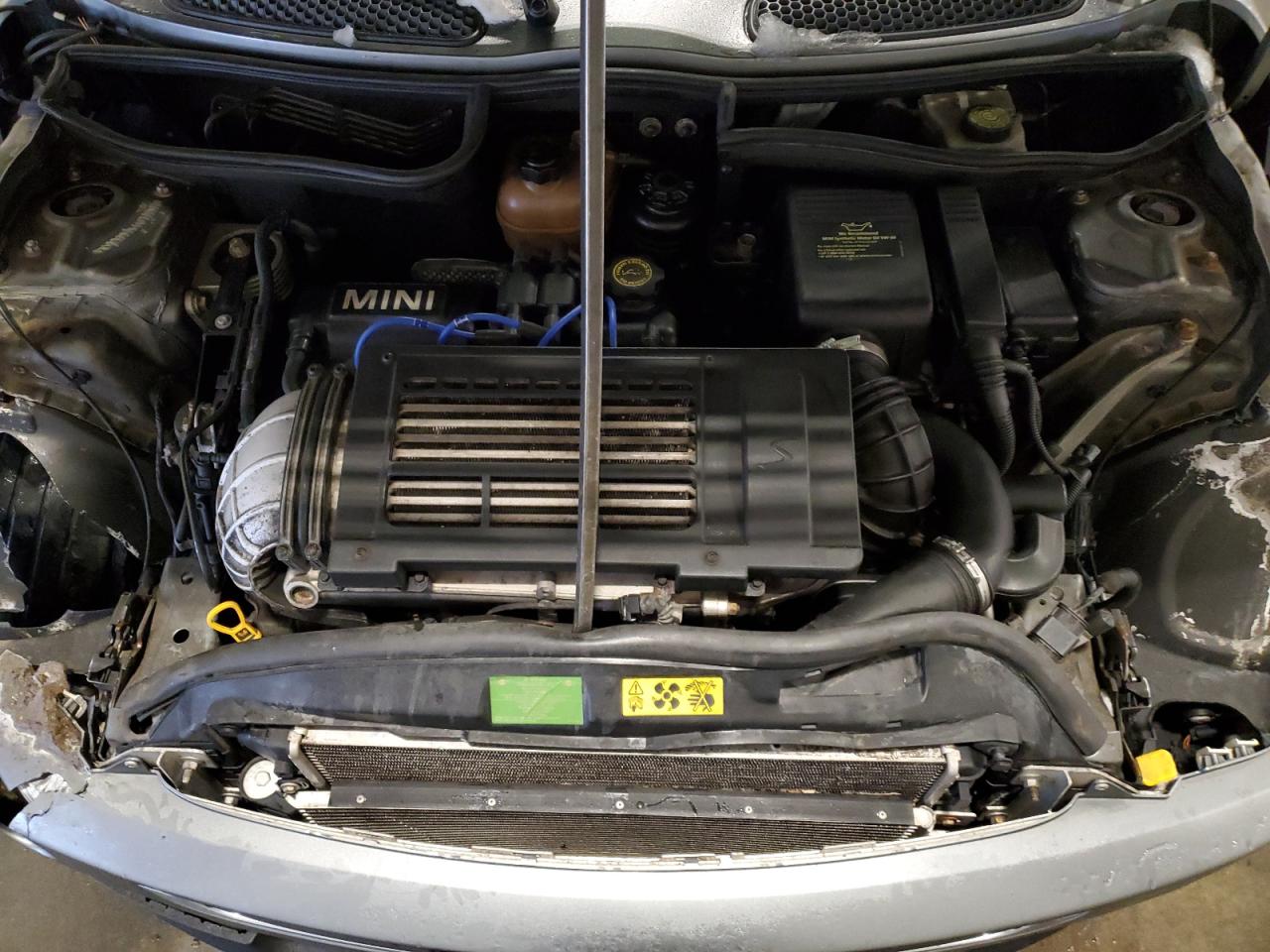 2004 MINI Cooper - Image 11