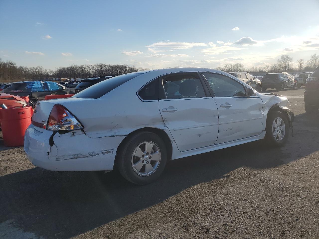 2011 Chevrolet Impala - Image 3