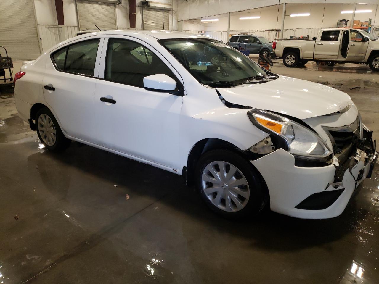 2017 Nissan Versa - Image 4