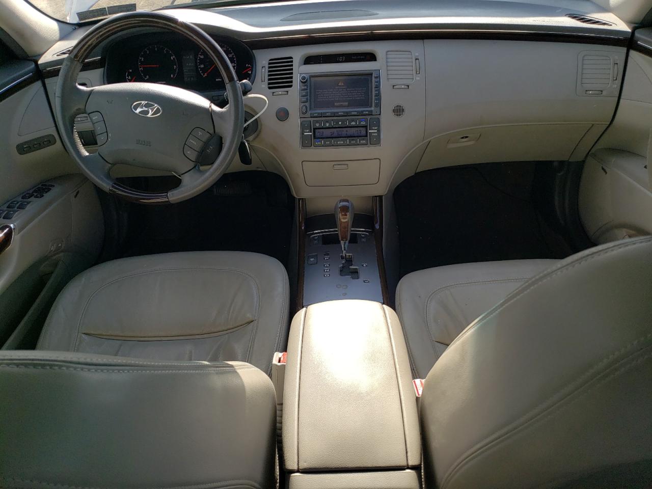 2011 Hyundai Azera - Image 8