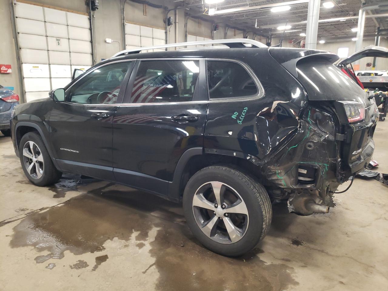 2019 Jeep Grand Cherokee - Image 2