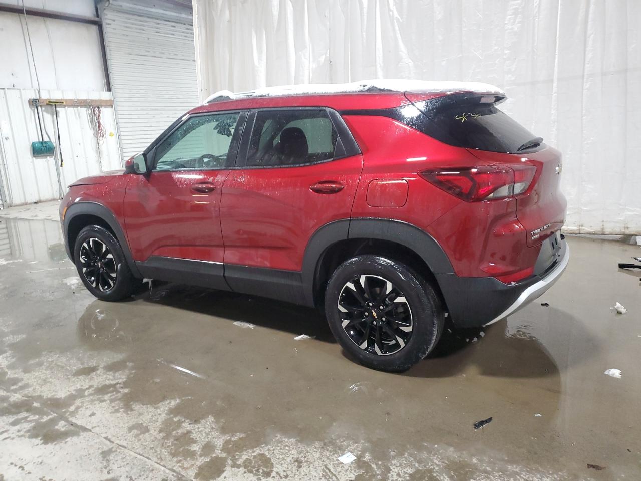 2022 Chevrolet TrailBlazer - Image 2
