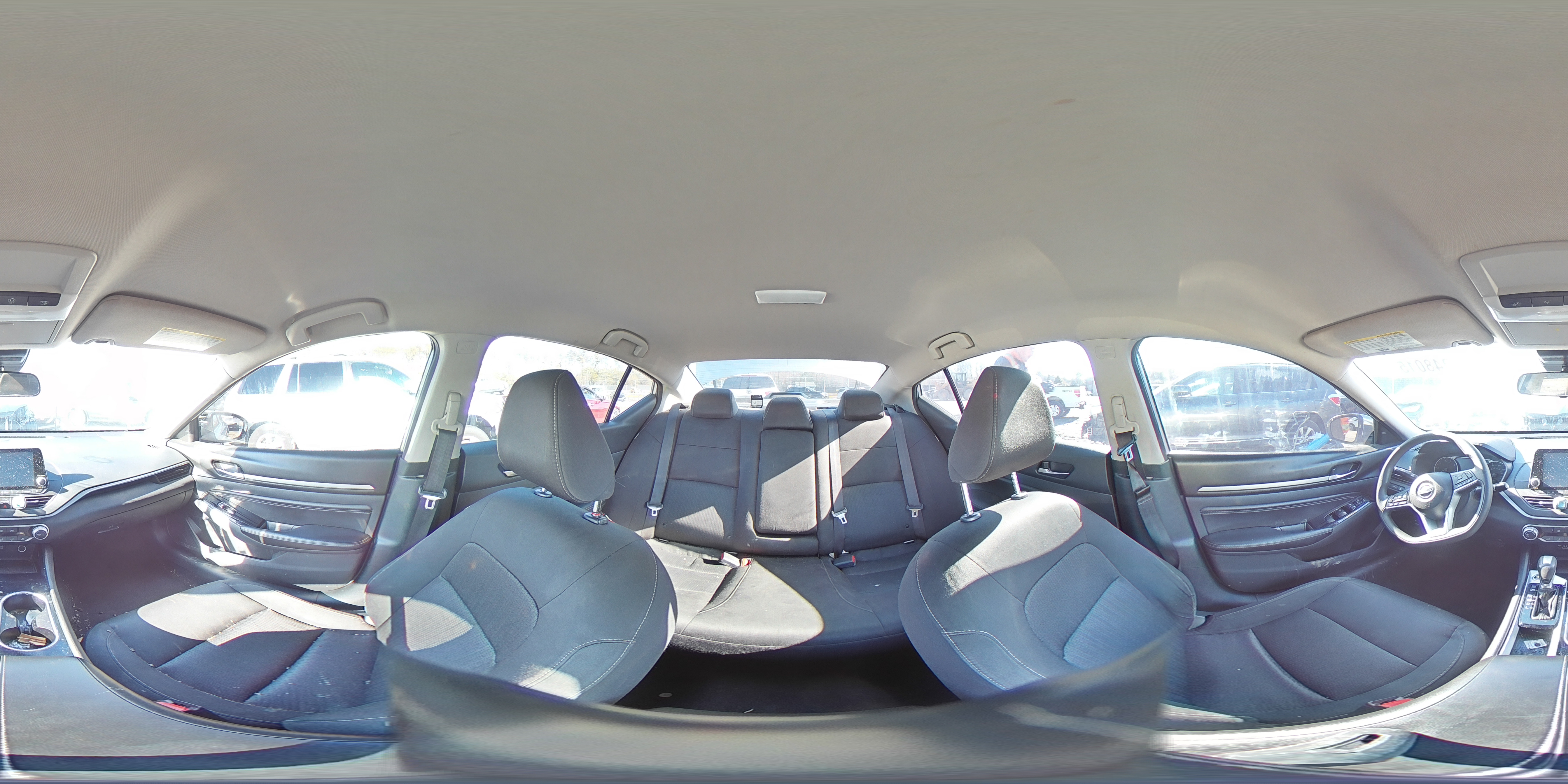 2021 Nissan Altima - Image 13