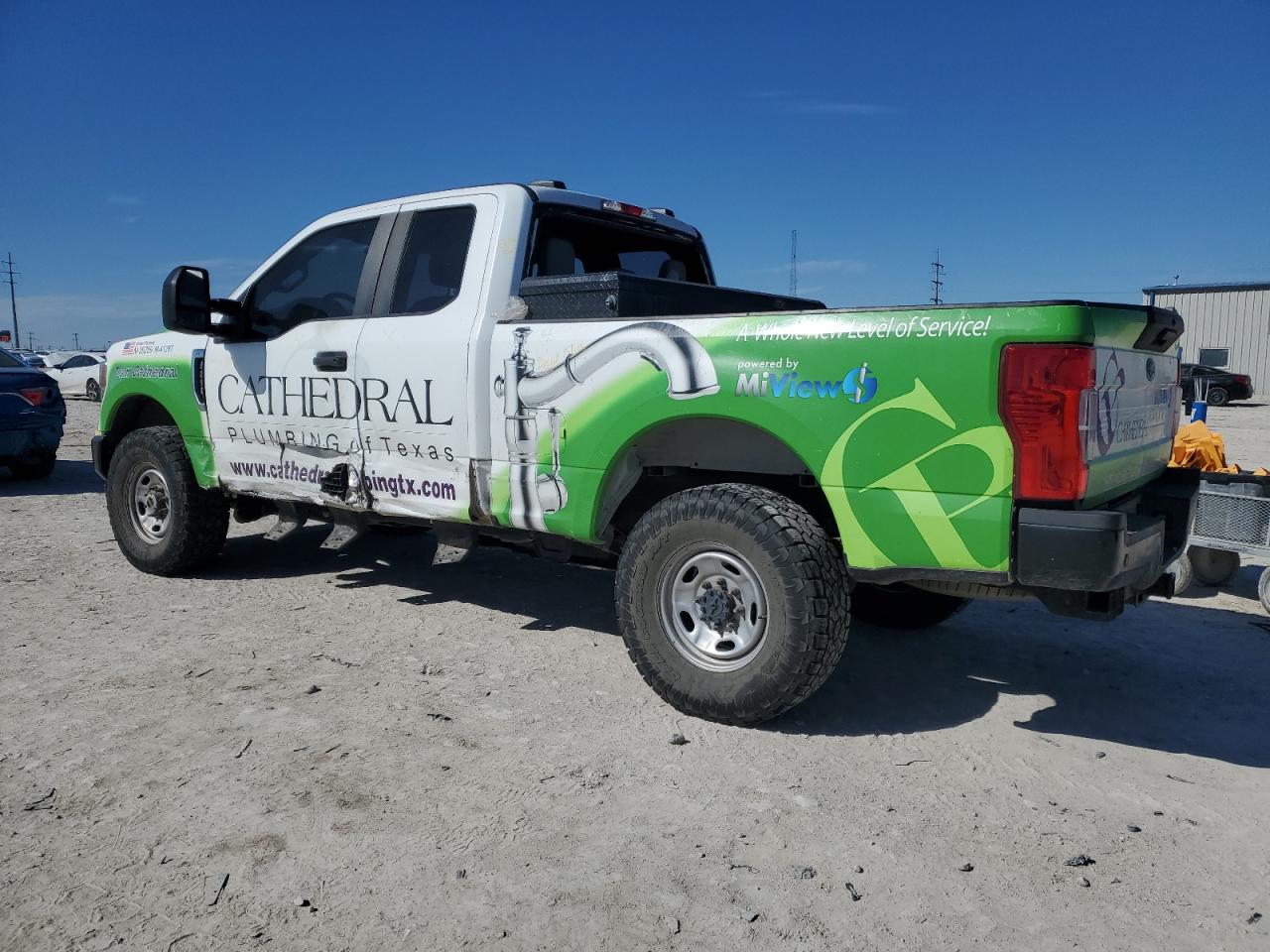 2021 Ford F250 - Image 2