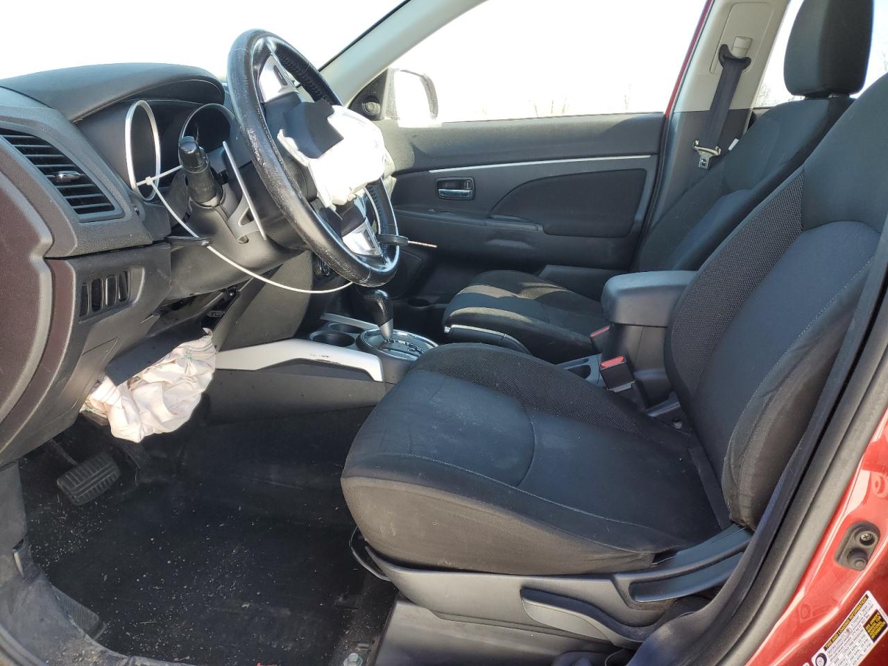 2011 Mitsubishi Outlander - Image 7