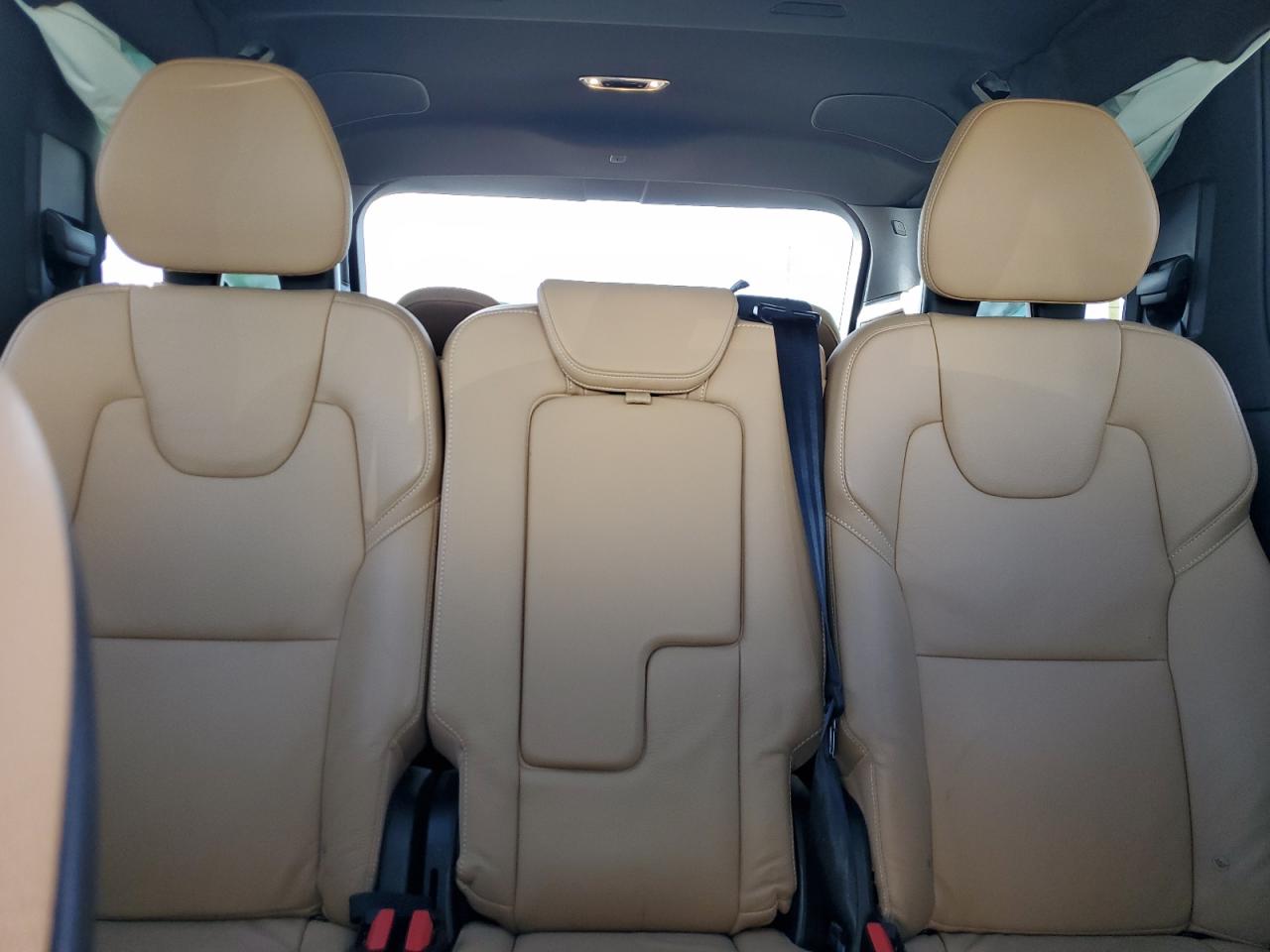 2018 Volvo XC90 - Image 10