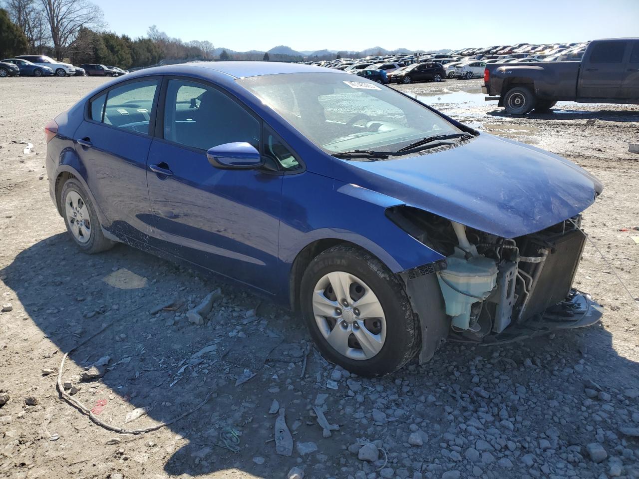2017 Kia Forte - Image 4