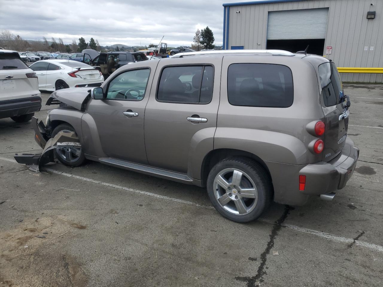 2011 Chevrolet HHR - Image 2