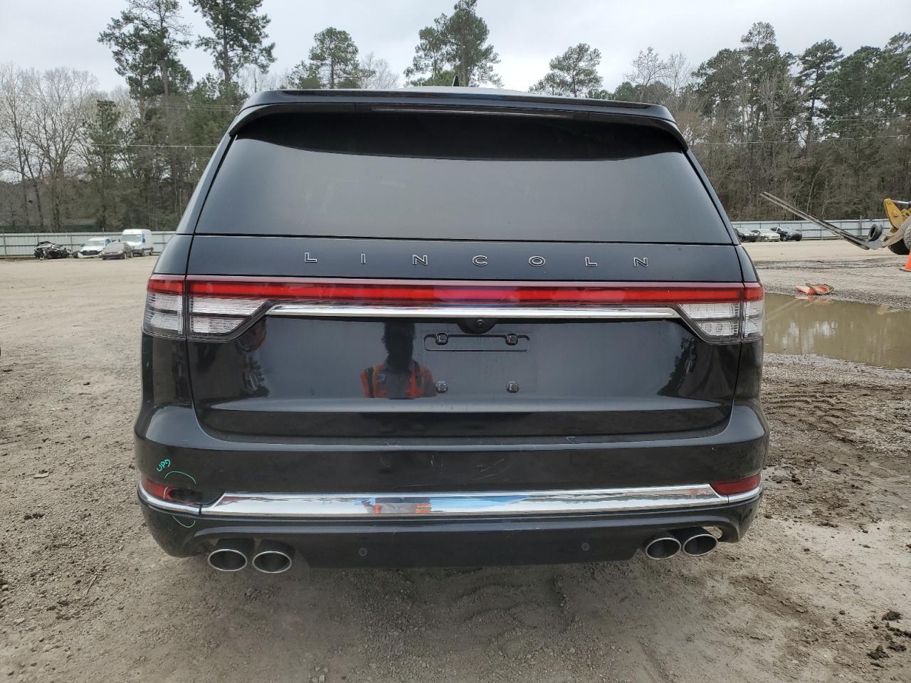 2020 Lincoln Aviator - Image 6