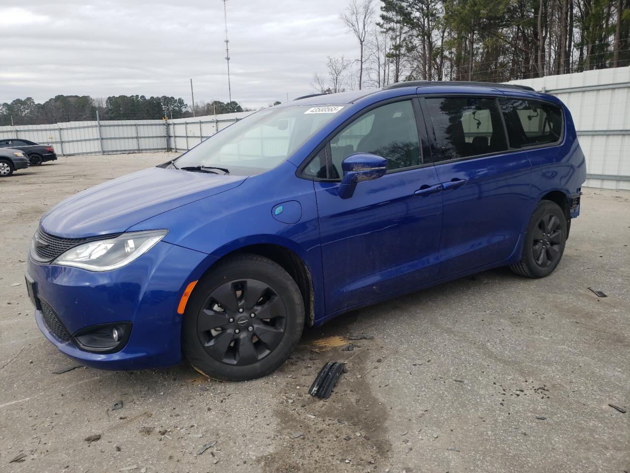 2020 Chrysler Pacifica - Image 1