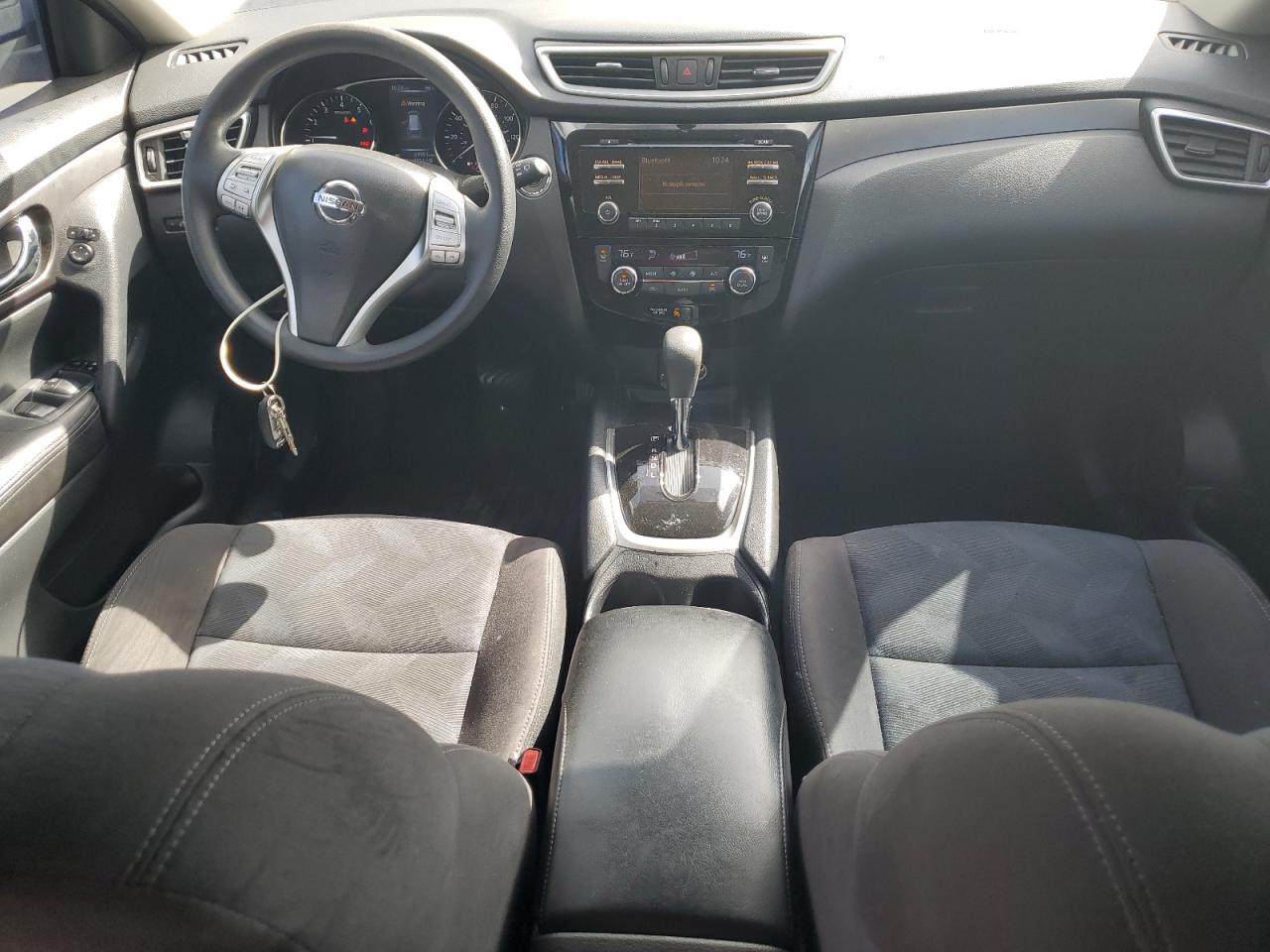 2015 Nissan Rogue - Image 8