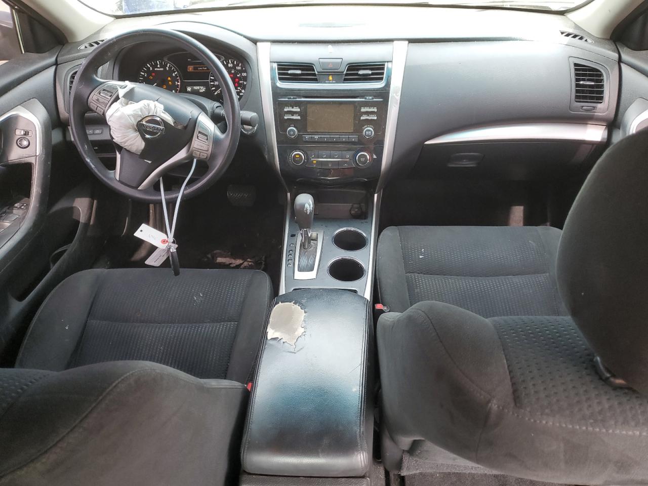 2015 Nissan Altima - Image 8