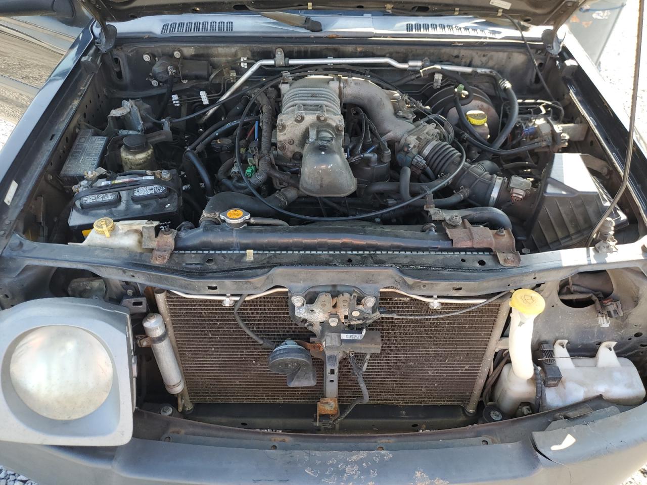 2003 Nissan XTerra - Image 13