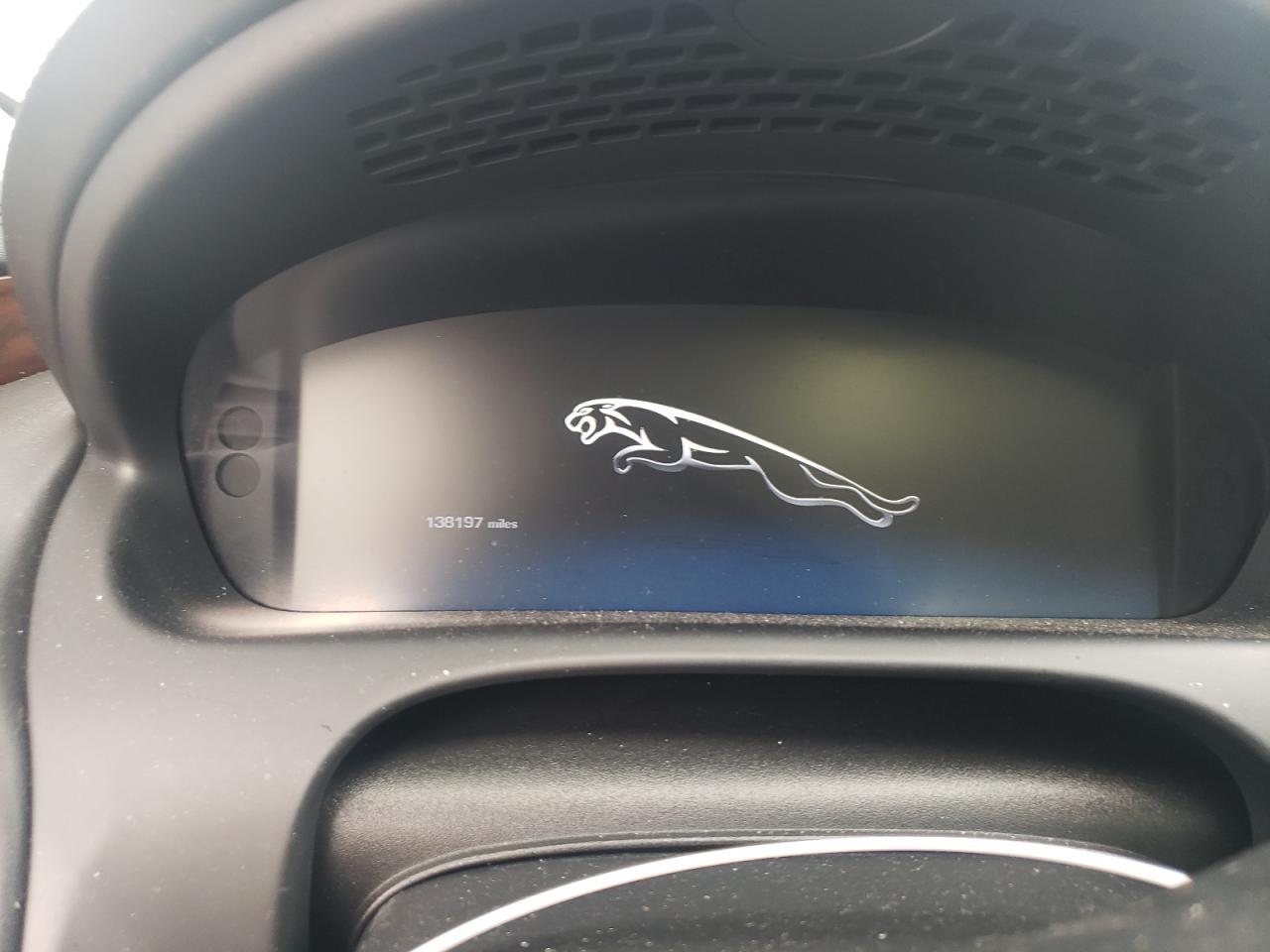 2012 Jaguar XJ - Image 9