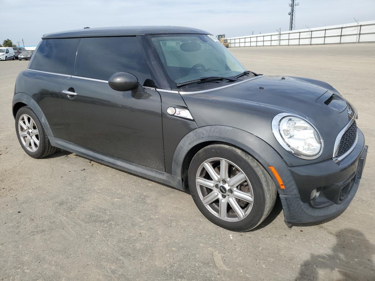 2013 MINI Cooper - Image 4