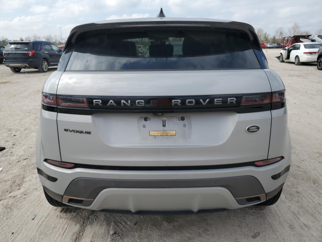 2022 Land Rover Range Rover - Image 6