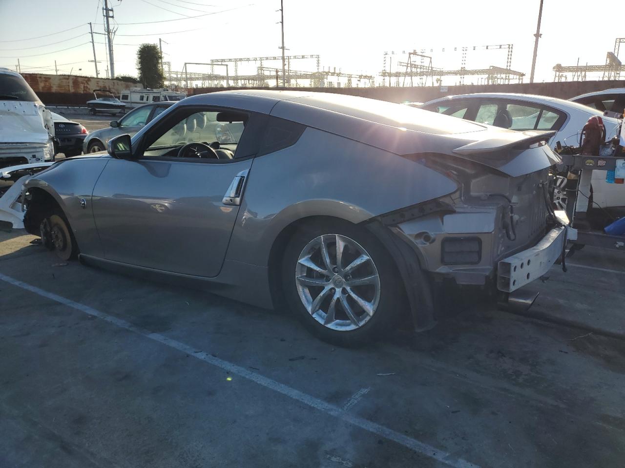 2010 Nissan 370Z - Image 2