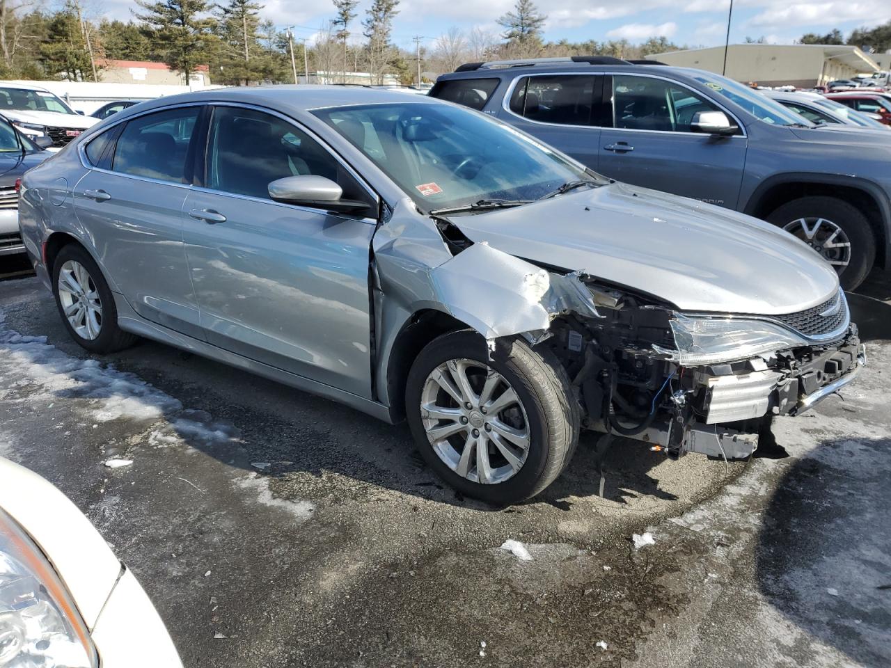 2015 Chrysler 200 - Image 4