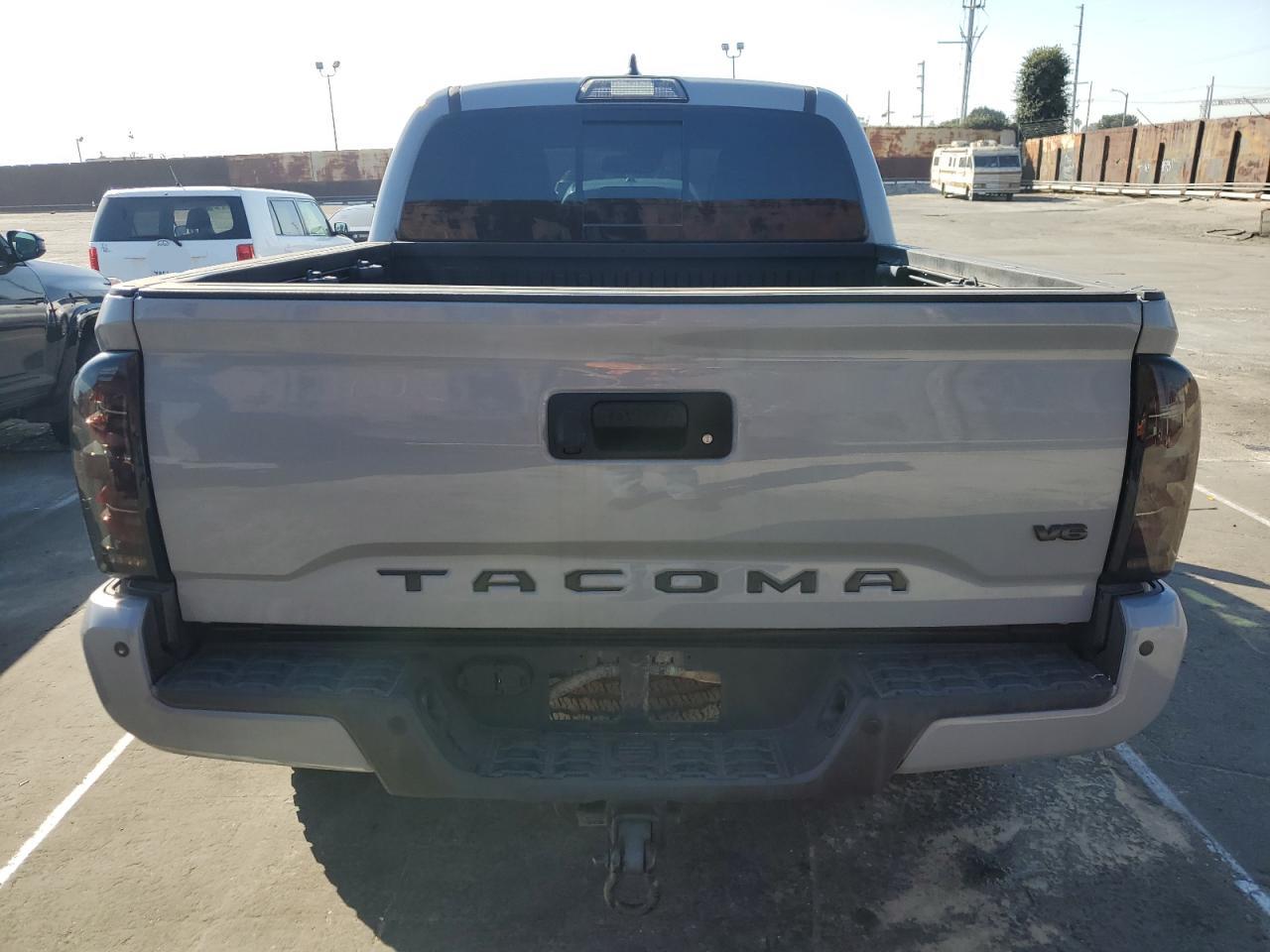 3TMCZ5AN3KM271810 TOYOTA TACOMA 2019