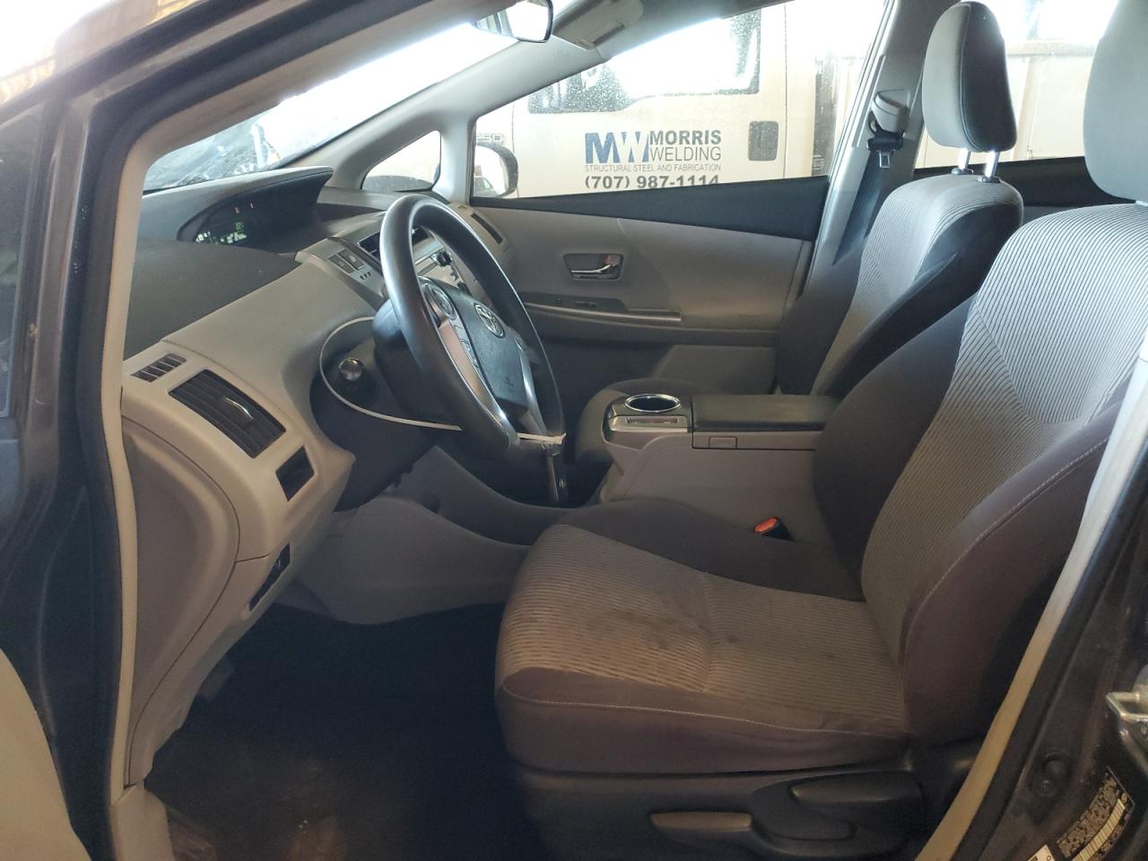 2016 Toyota Prius - Image 7