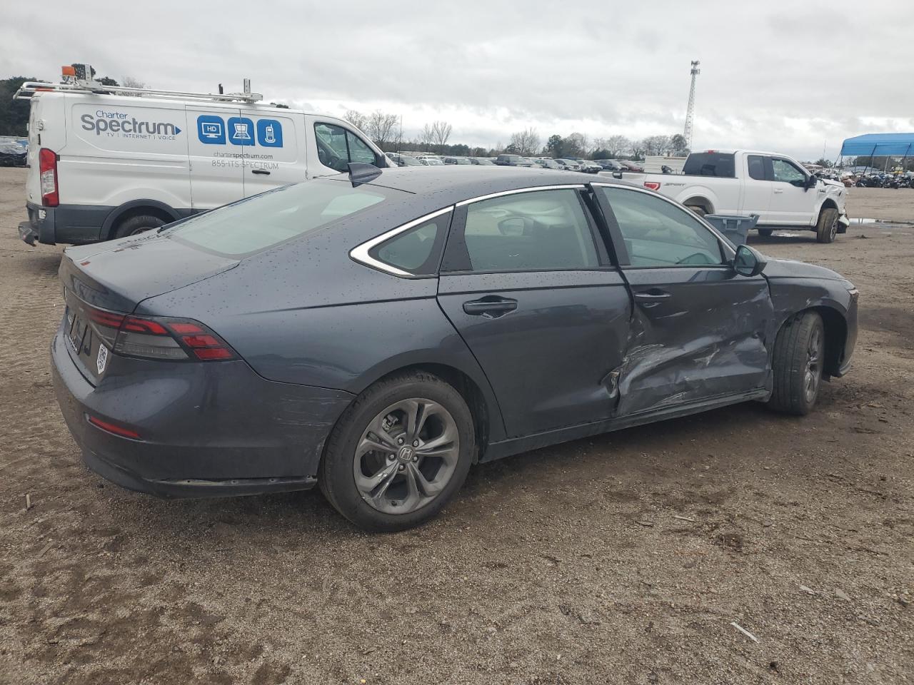2023 Honda Accord - Image 3