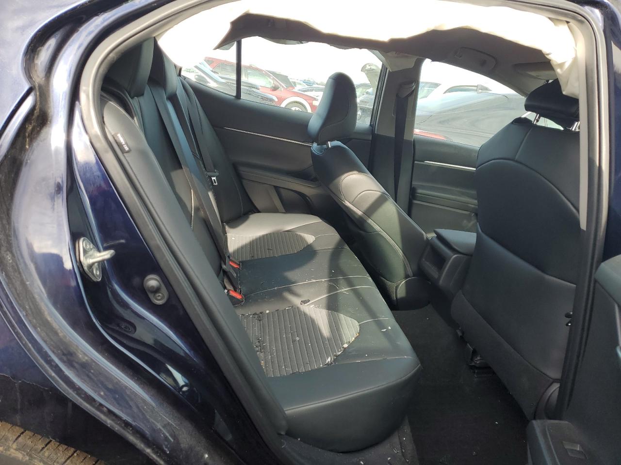 2021 Toyota Camry - Image 10