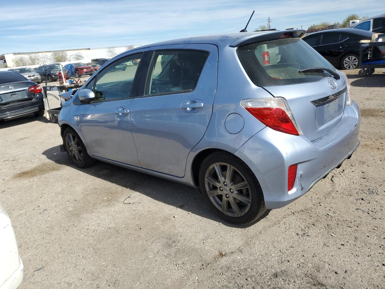 2014 Toyota Yaris - Image 2