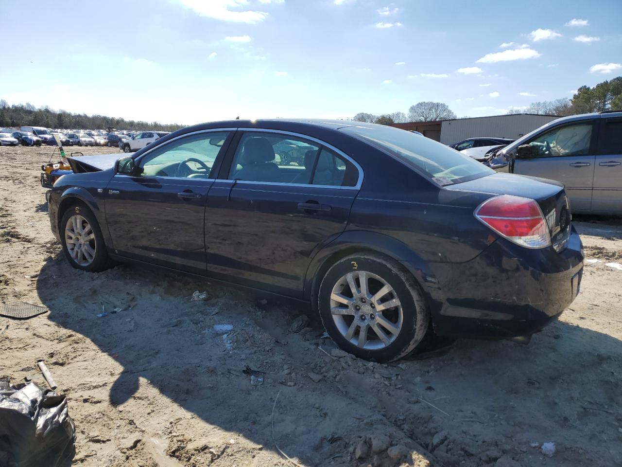 2009 Saturn Aura - Image 2