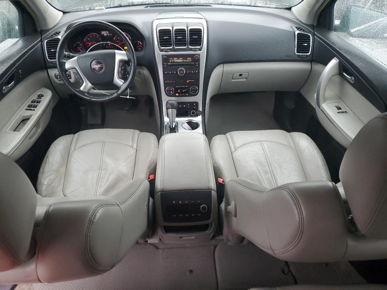 2008 GMC Acadia - Image 8