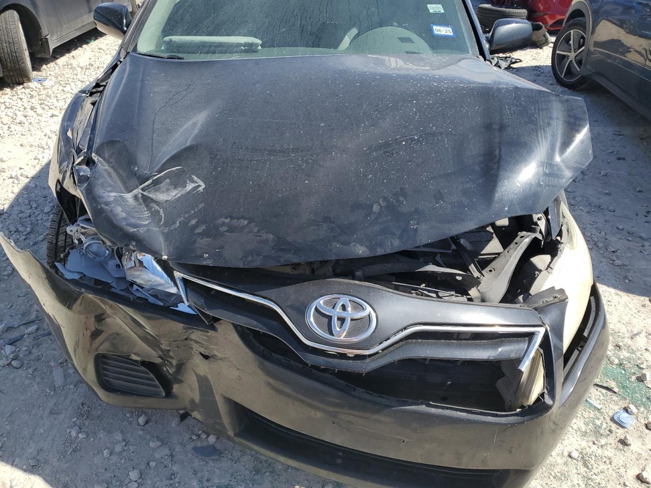 2010 Toyota Camry - Image 11