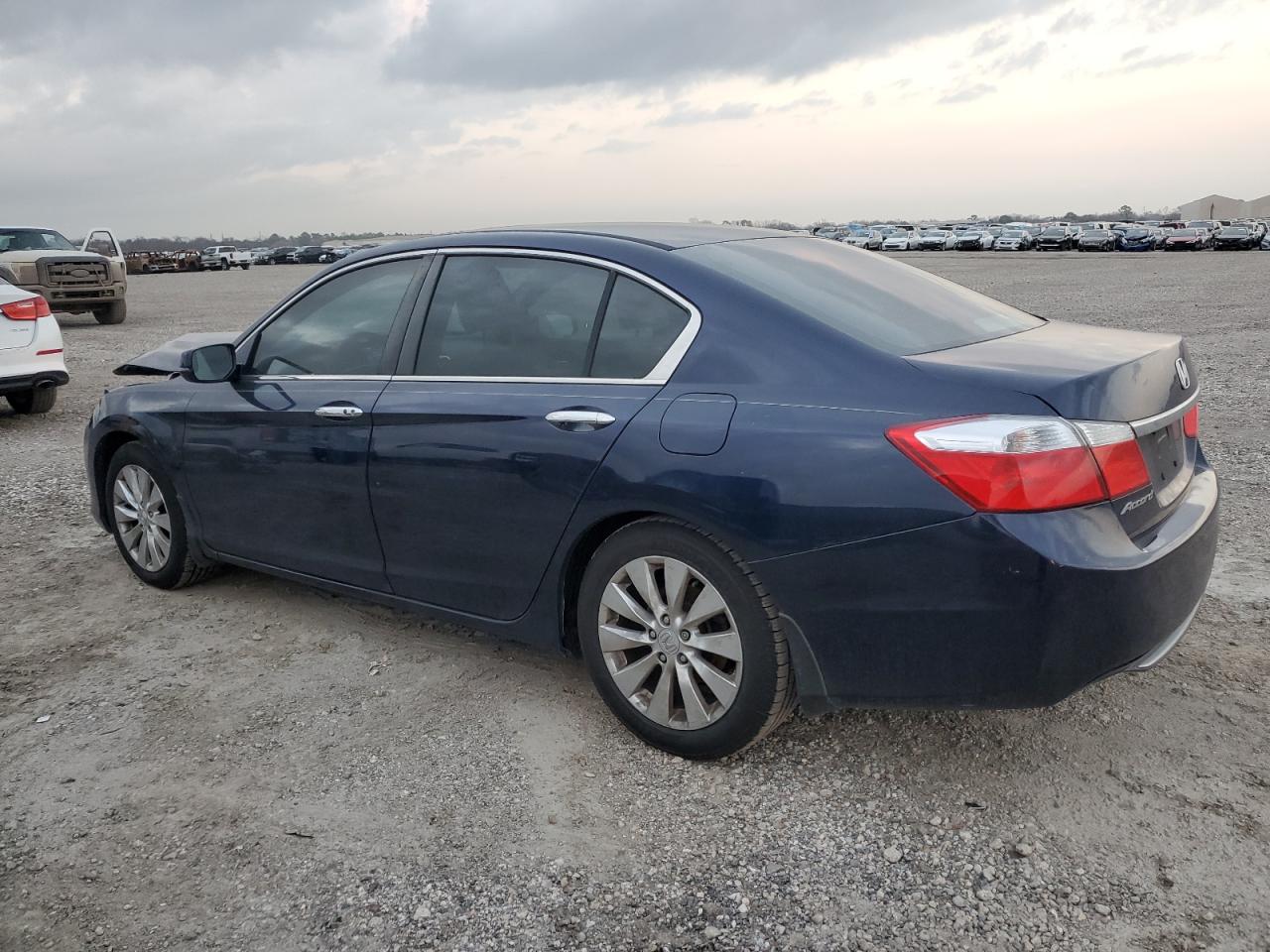 2015 Honda Accord - Image 2