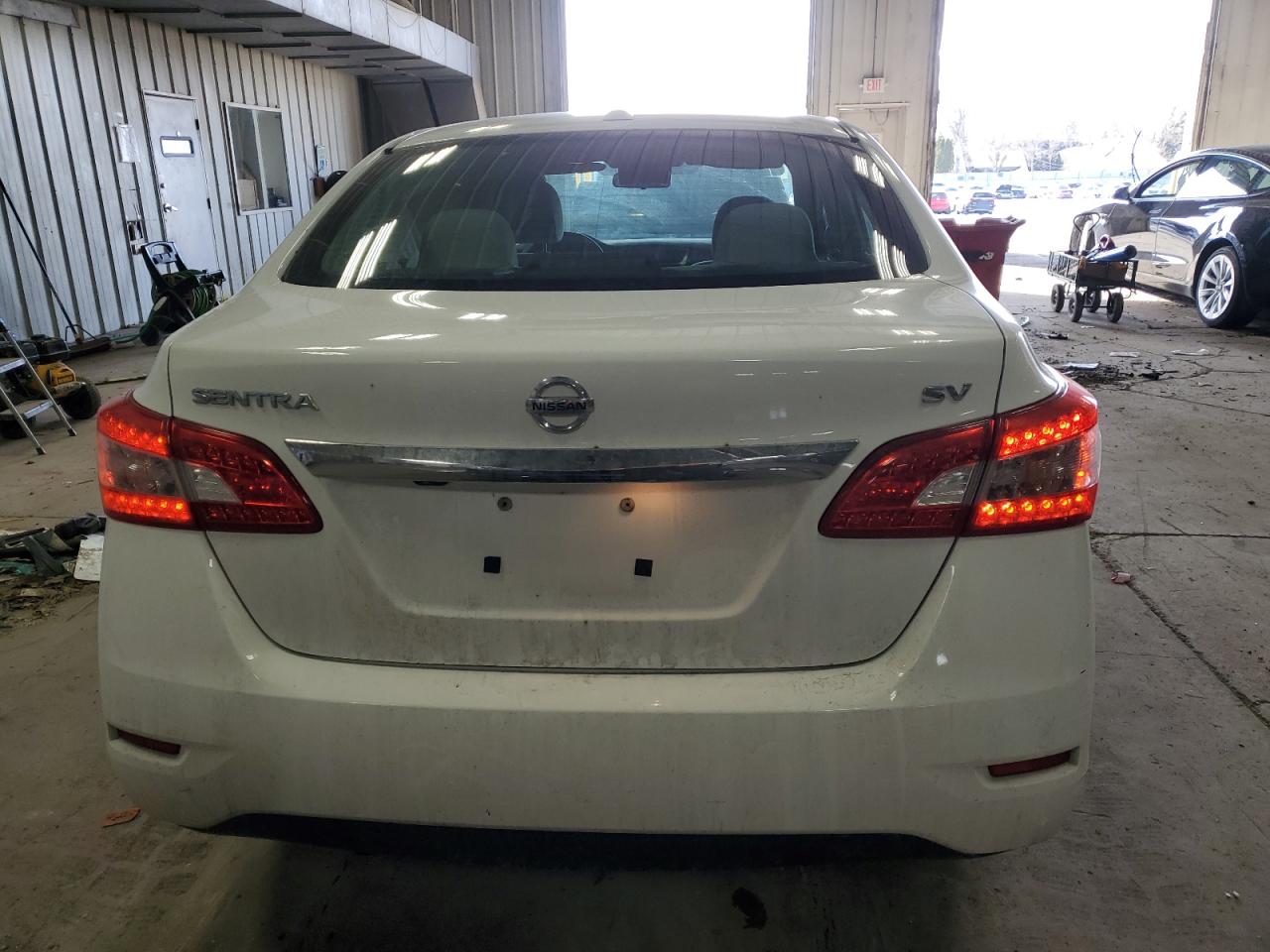 2015 Nissan Sentra - Image 6