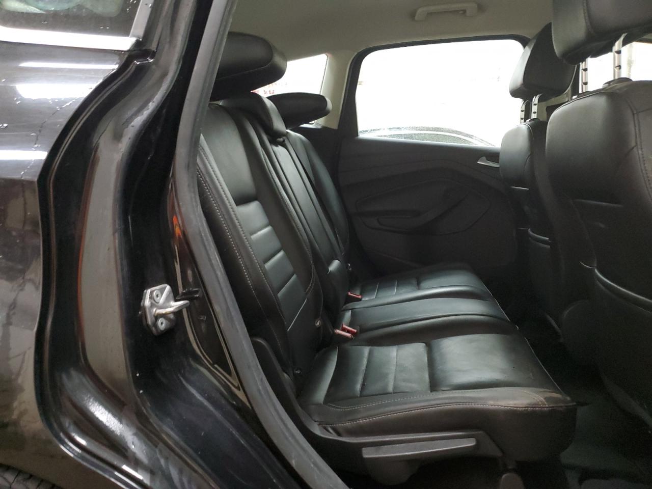 2015 Ford C-MAX - Image 10