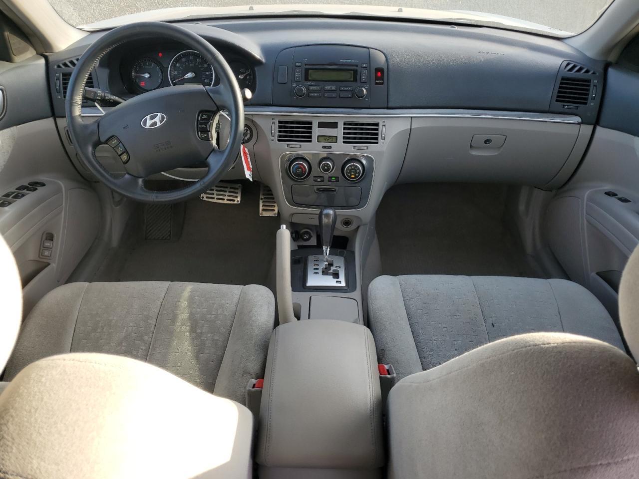 2006 Hyundai Sonata - Image 8