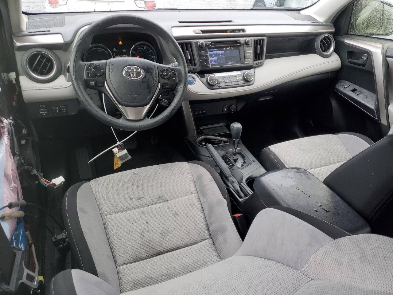 2018 Toyota RAV 4 - Image 8