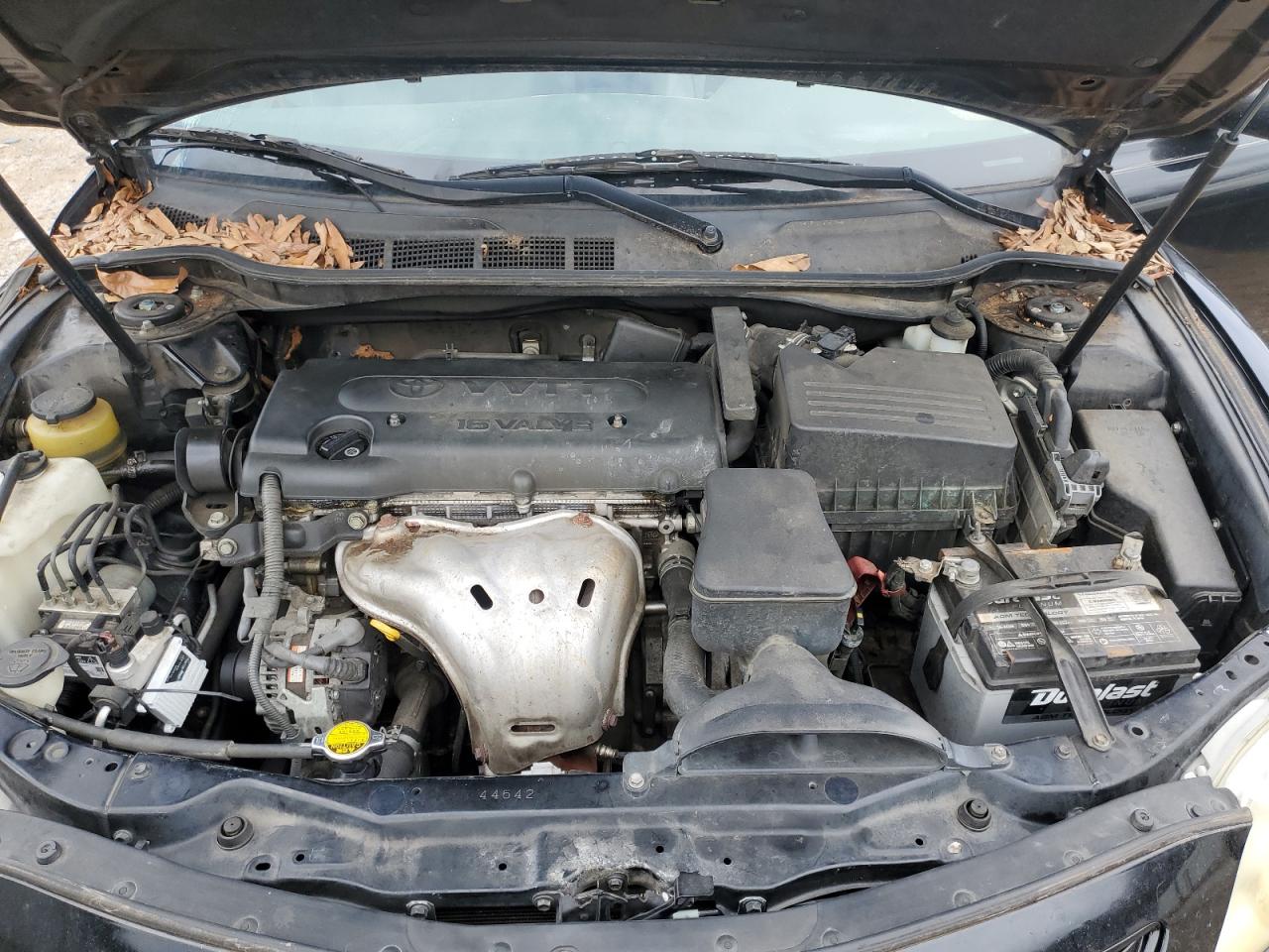 2009 Toyota Camry - Image 12