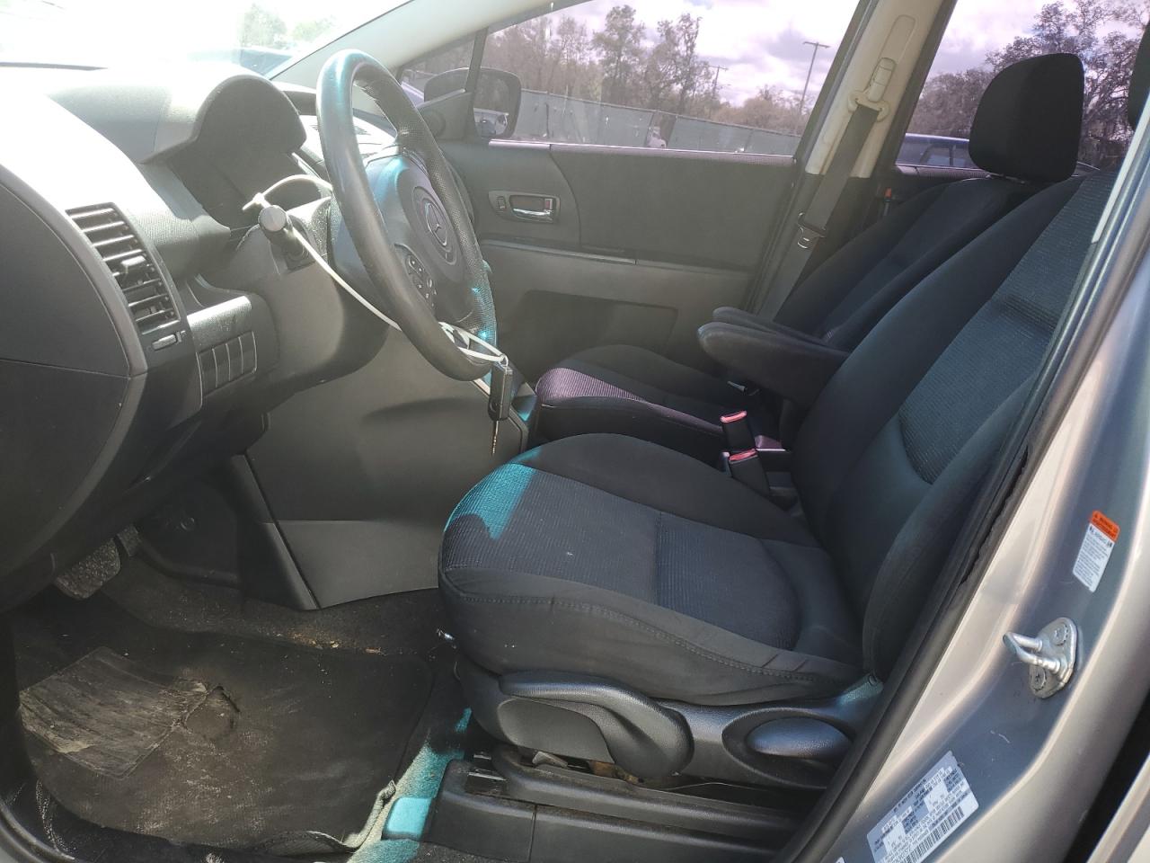 2010 Mazda 5 - Image 7