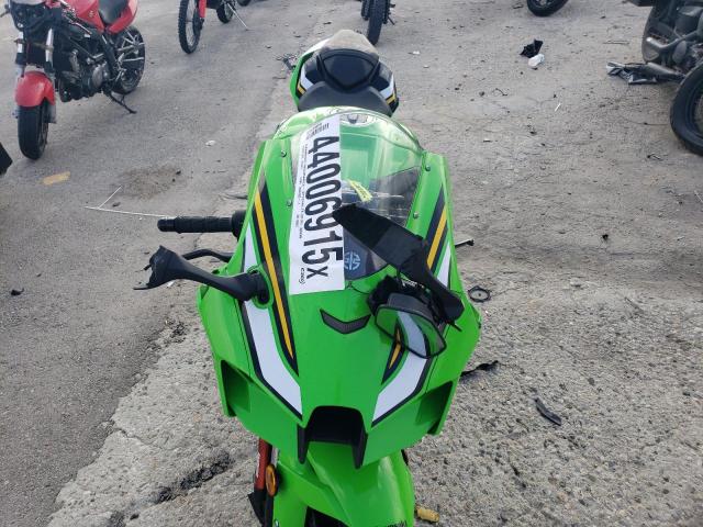 2025 KAWASAKI ZX1002 M  