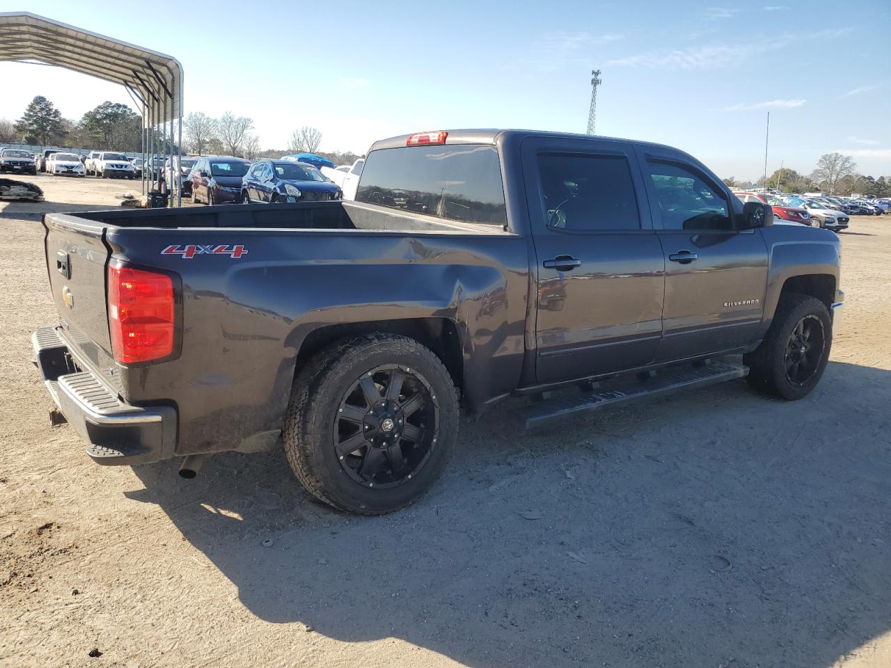 2015 Chevrolet Silverado - Image 3