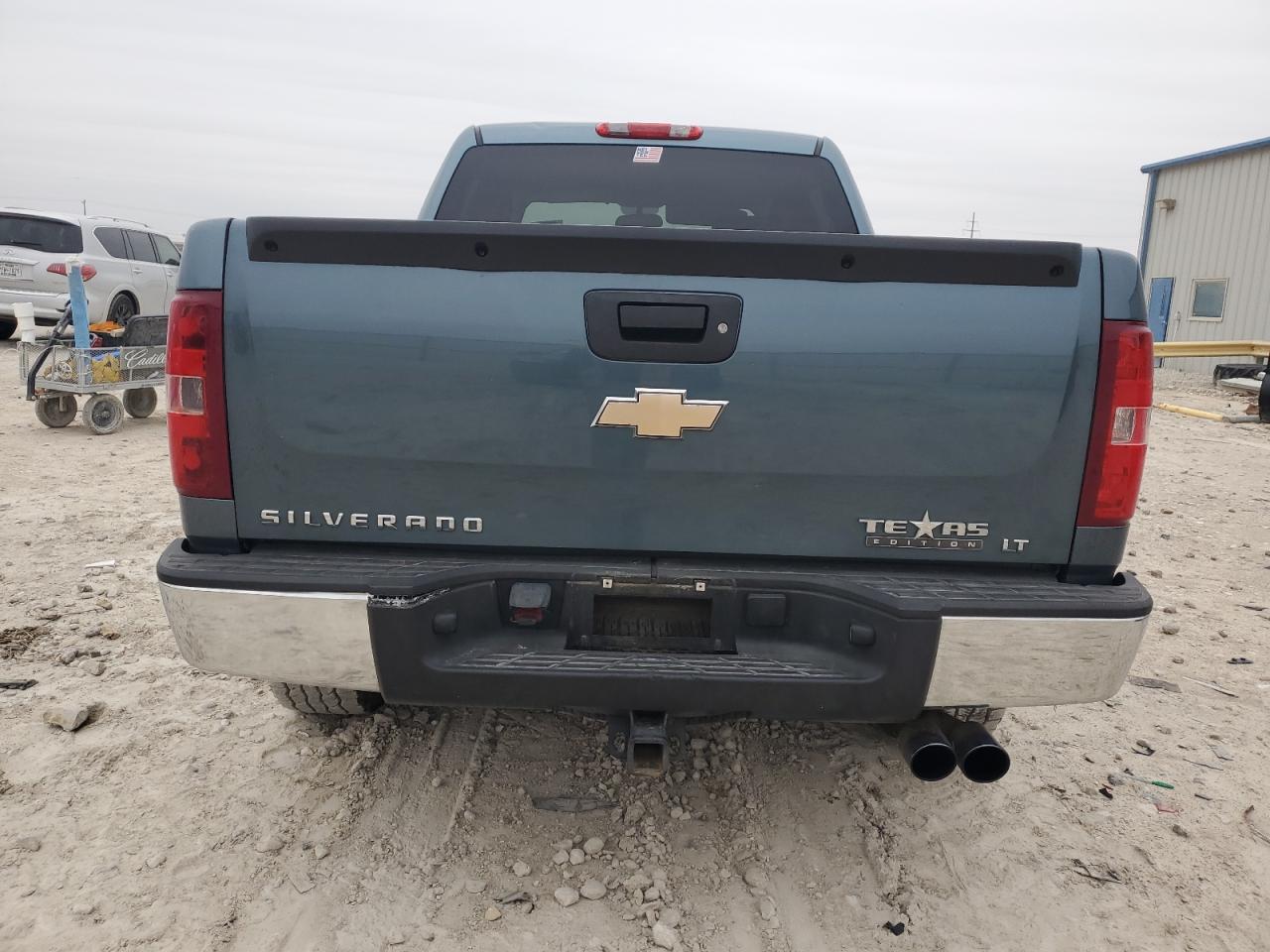 2009 Chevrolet Silverado - Image 6