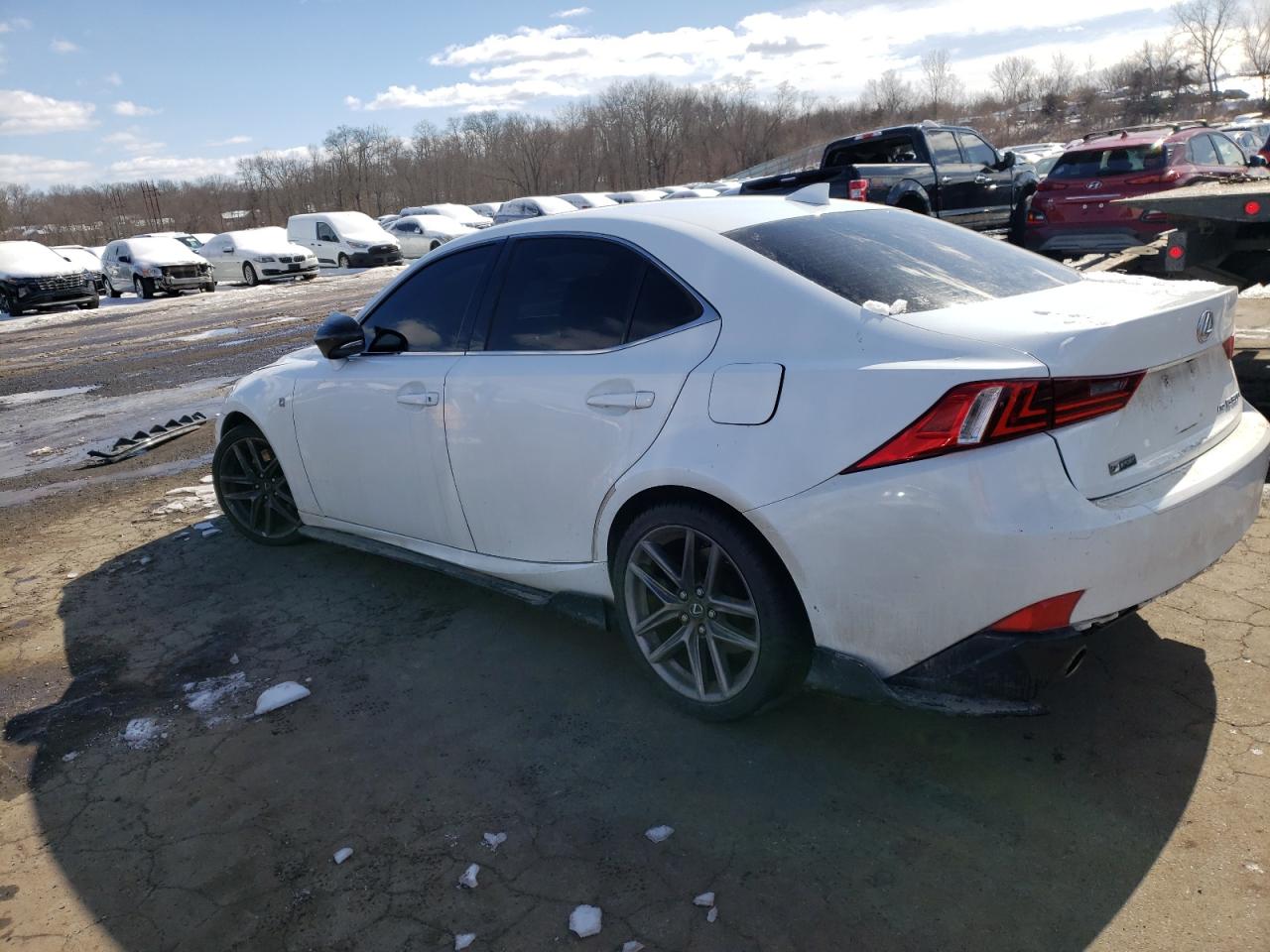 2016 Lexus IS - Image 2