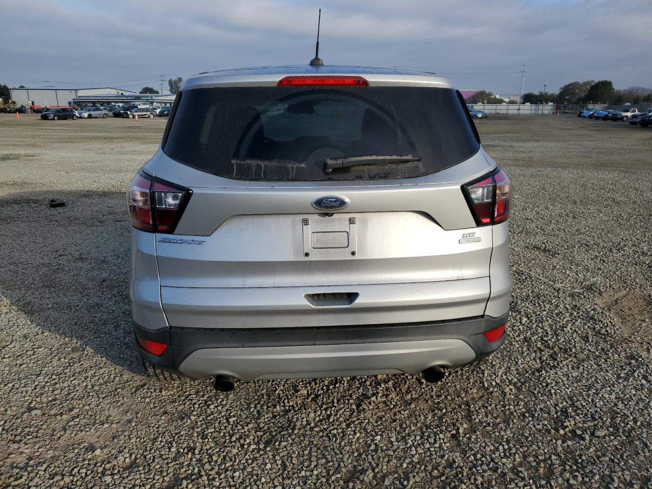 1FMCU0GD7HUE73906 FORD ESCAPE 2017