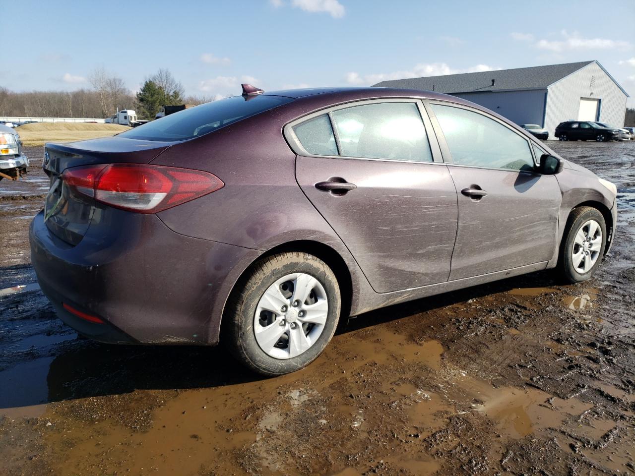 2017 Kia Forte - Image 3