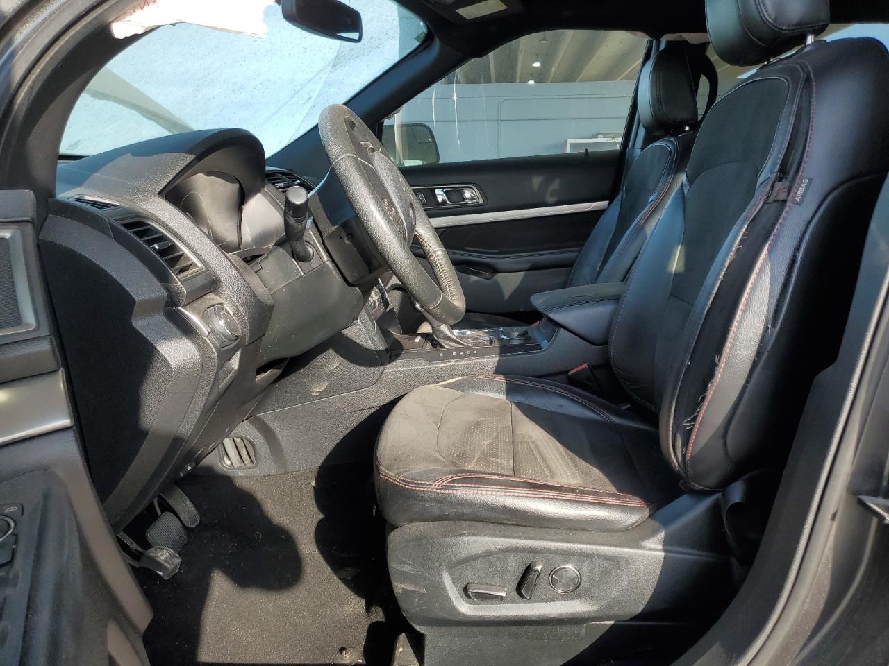 1FM5K8D83JGC61075 FORD EXPLORER 2018