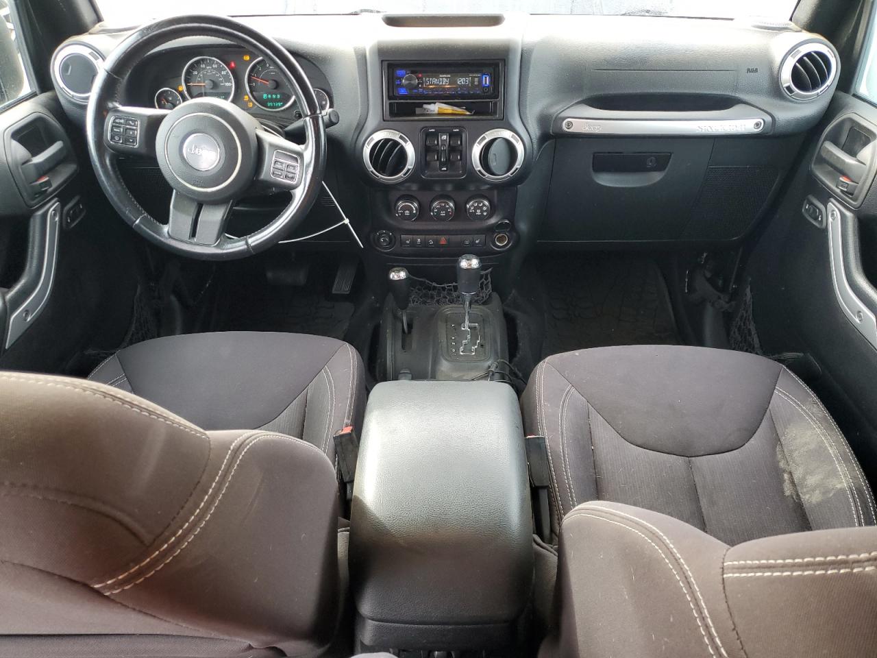 2015 Jeep Wrangler - Image 8