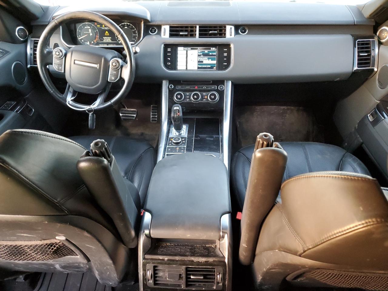 2015 Land Rover Range Rover - Image 8