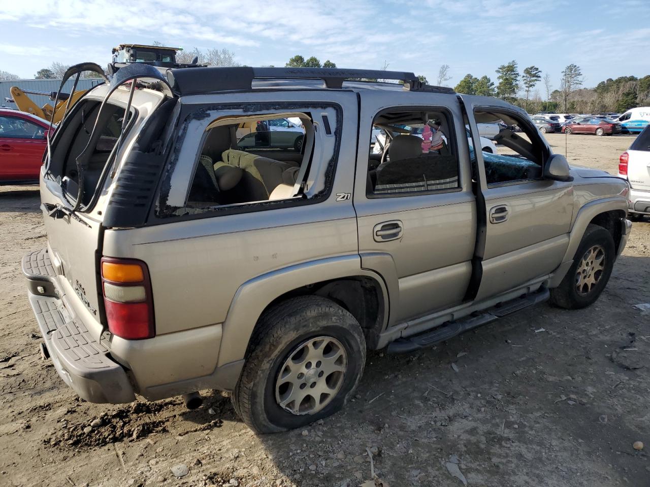 2001 Chevrolet Tahoe - Image 3