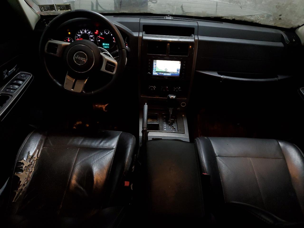2011 Jeep Liberty (North America) - Image 8